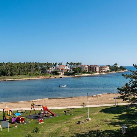 Apartments By The Sea Privlaka, Zadar - 666 Экстерьер фото